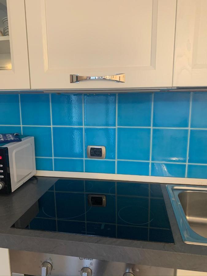 דירות לה מדלנה La Casa Azzurra מראה חיצוני תמונה