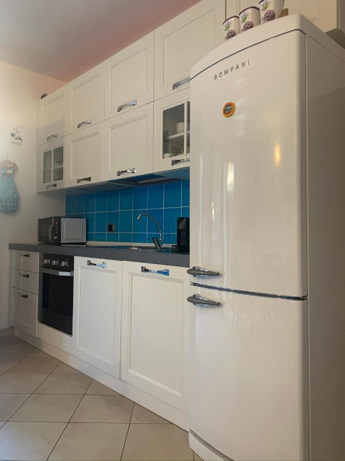 דירות לה מדלנה La Casa Azzurra מראה חיצוני תמונה