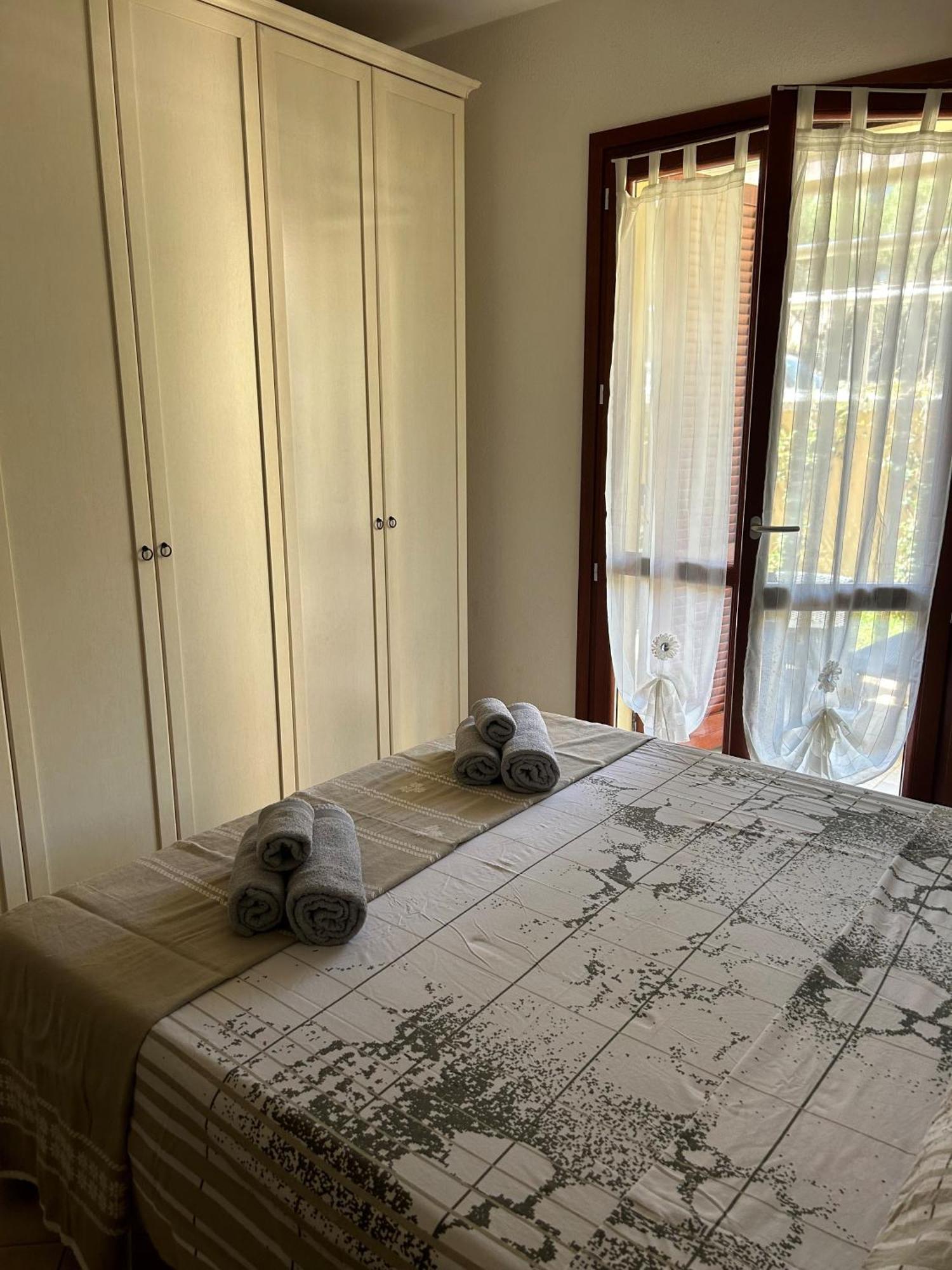 דירות לה מדלנה La Casa Azzurra מראה חיצוני תמונה