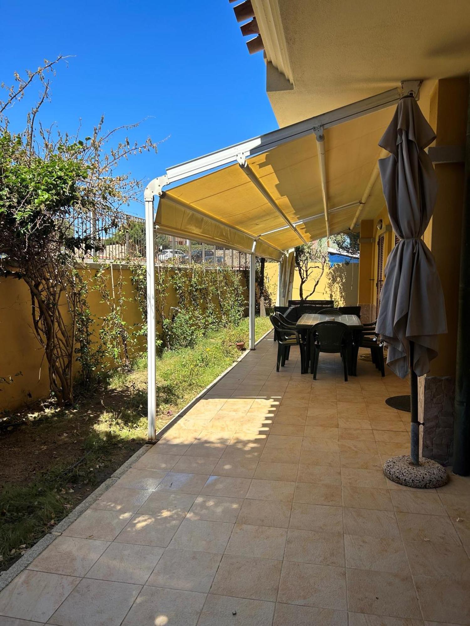 דירות לה מדלנה La Casa Azzurra מראה חיצוני תמונה