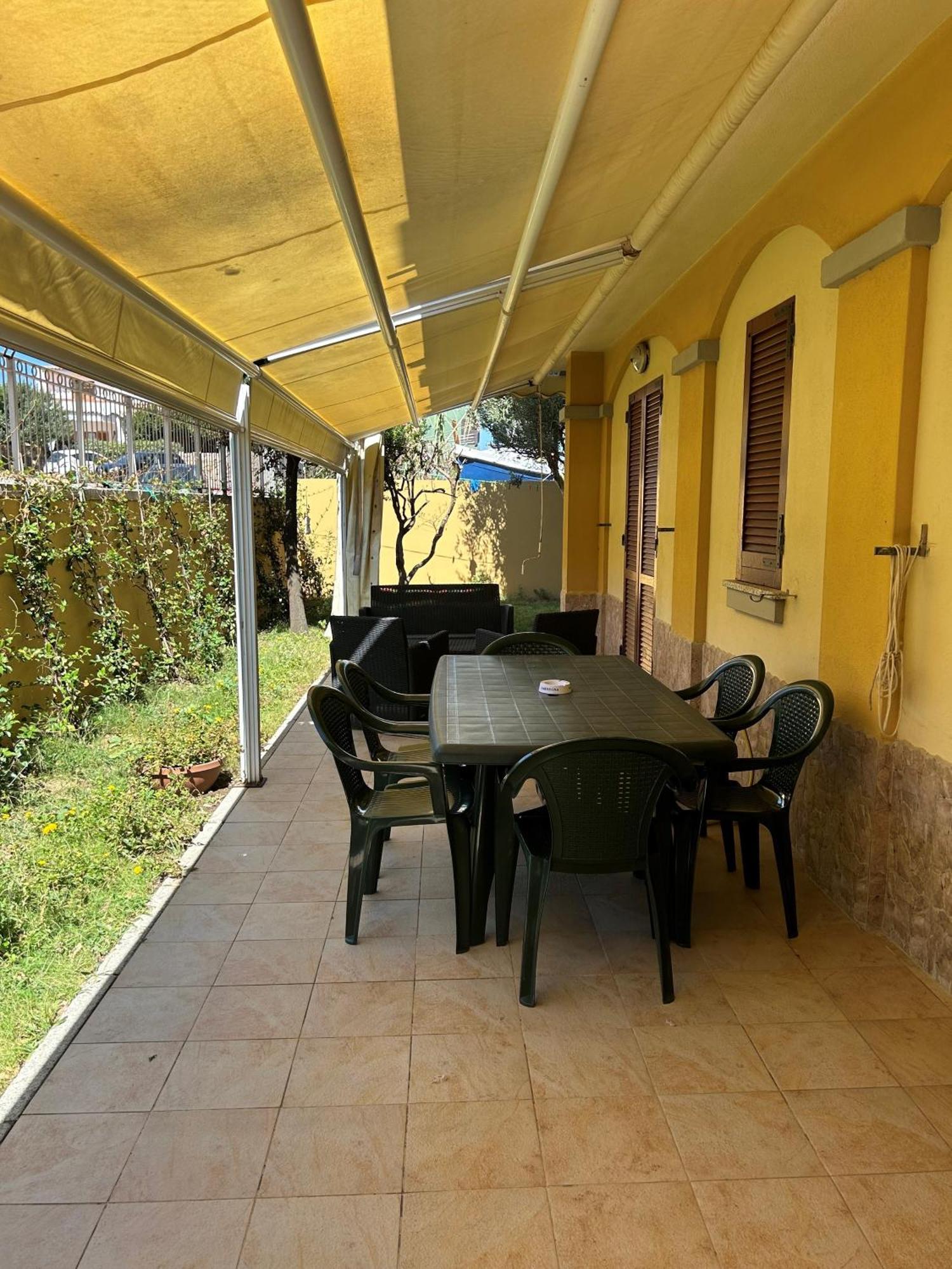 דירות לה מדלנה La Casa Azzurra מראה חיצוני תמונה